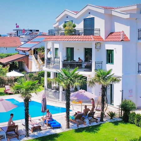 Apartments Lj Ulcinj Extérieur photo