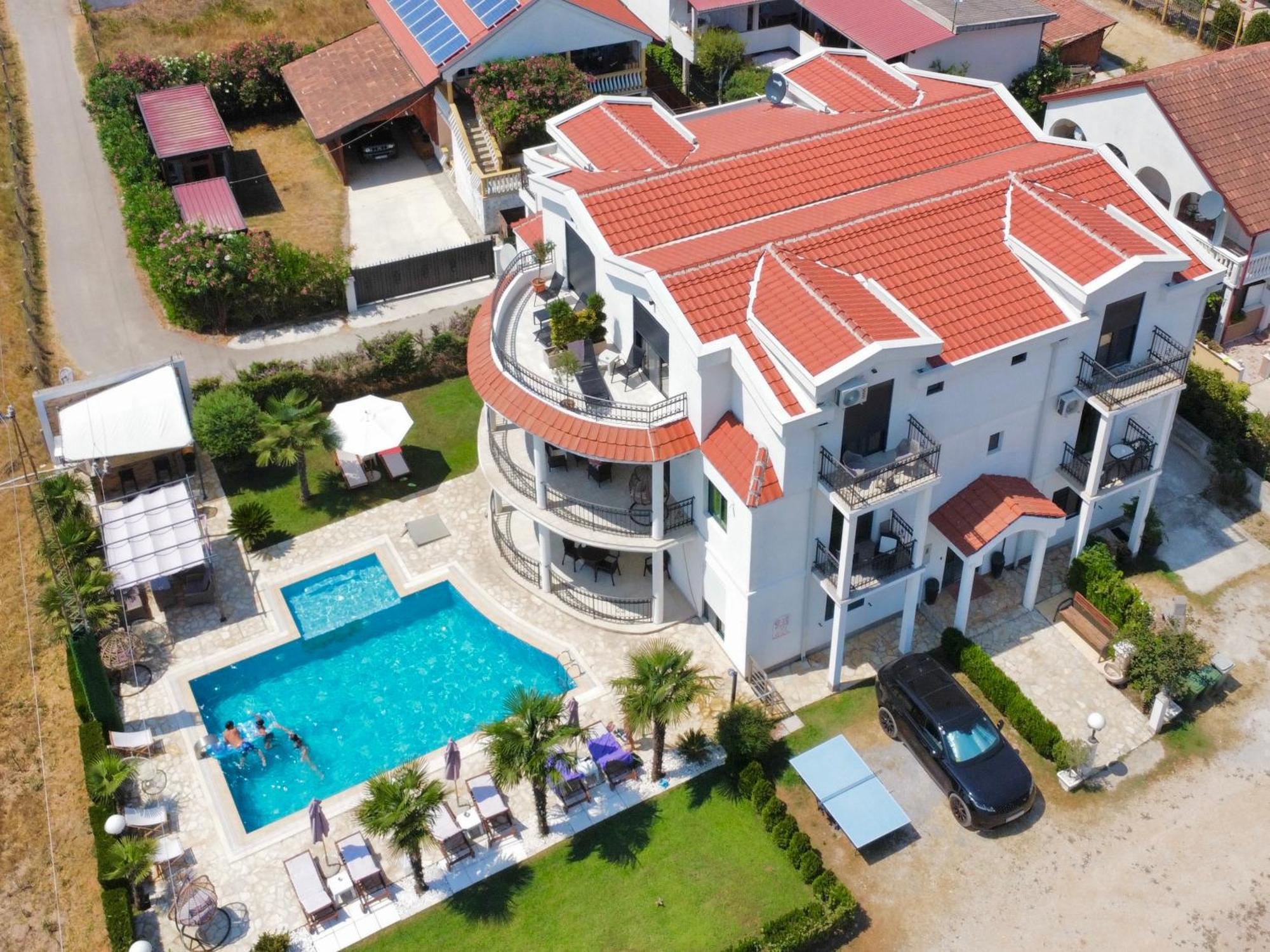 Apartments Lj Ulcinj Extérieur photo